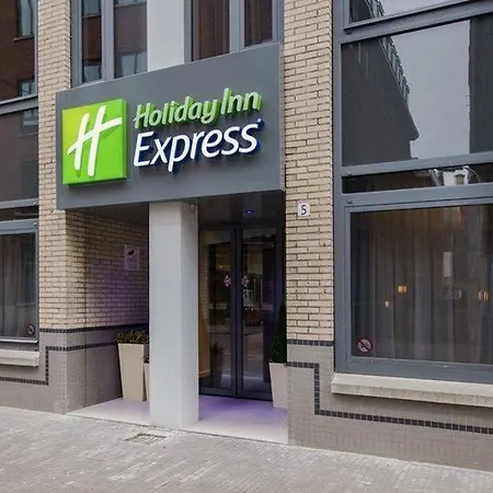 酒店 海牙议会智选假日酒店 3*