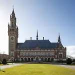 Hotel Express - Parliament By Ihg