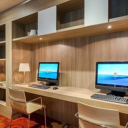 Express - Parliament By Ihg Hotel 3*