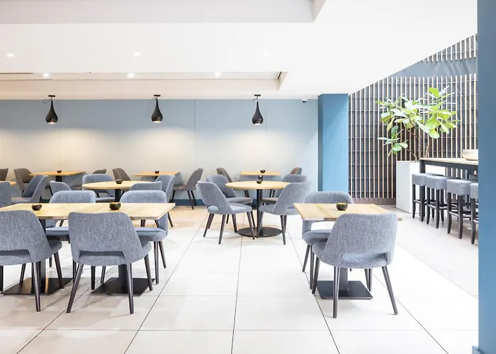 Hotel Express - Parliament By Ihg