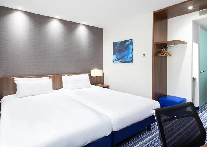 Hotel Express - Parliament By Ihg Haia