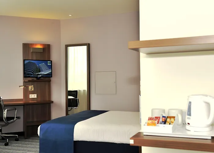 Hotel Express - Parliament By Ihg Den Haag