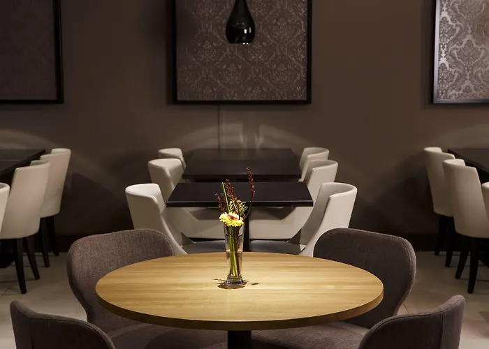 Express - Parliament By Ihg Hotel Haia