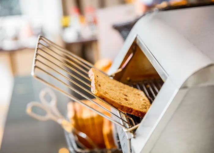 Hotel Express - Parliament By Ihg