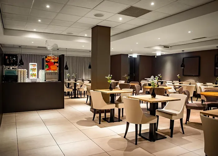 Hotel Express - Parliament By Ihg Haga