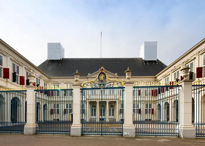 Express - Parliament By Ihg